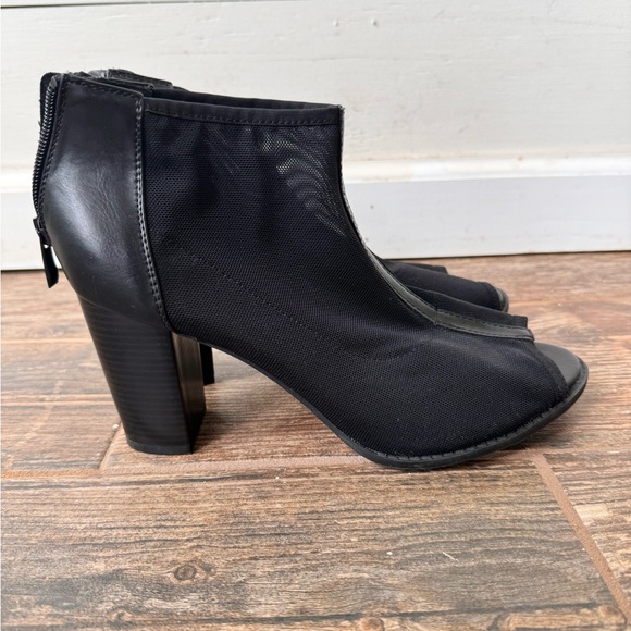 JENNY FAIRY Black Mesh Bootie NWOB 41 - Picture 2 of 7